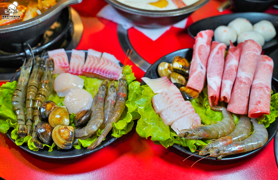 麻麻桑 火鍋 鍋物 百元 海鮮 聚餐 捷運美食 高雄火鍋