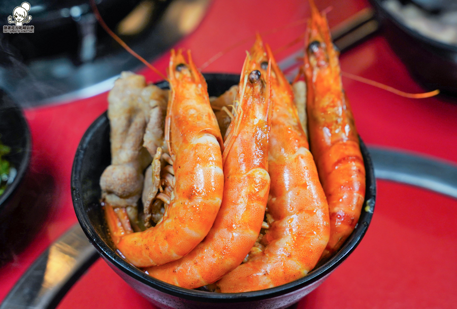 麻麻桑 火鍋 鍋物 百元 海鮮 聚餐 捷運美食 高雄火鍋