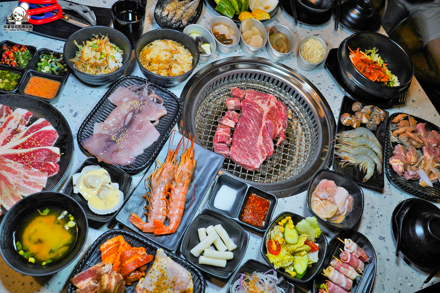 燒肉吃到飽 吃到飽 高雄 聚餐 約會 燒肉 燒烤 小酌 啤酒 好吃 肉品