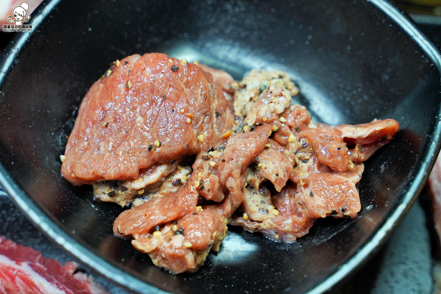 燒烤吃到飽 田季發爺 高雄燒肉 吃到飽 鍋物 美食 聚餐 推薦 必吃