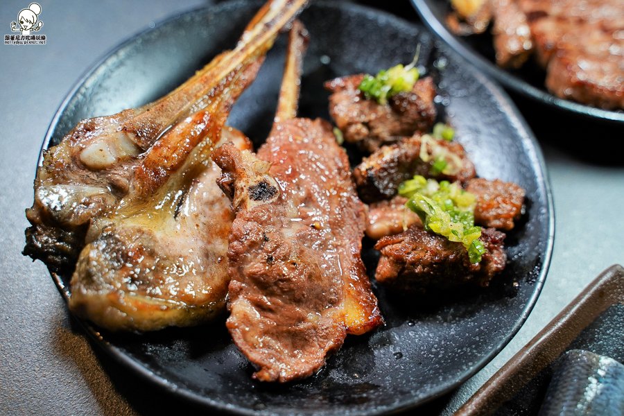 燒烤吃到飽 田季發爺 高雄燒肉 吃到飽 鍋物 美食 聚餐 推薦 必吃