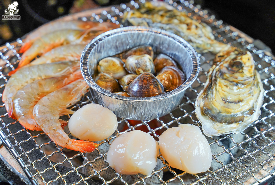 燒烤吃到飽 田季發爺 高雄燒肉 吃到飽 鍋物 美食 聚餐 推薦 必吃