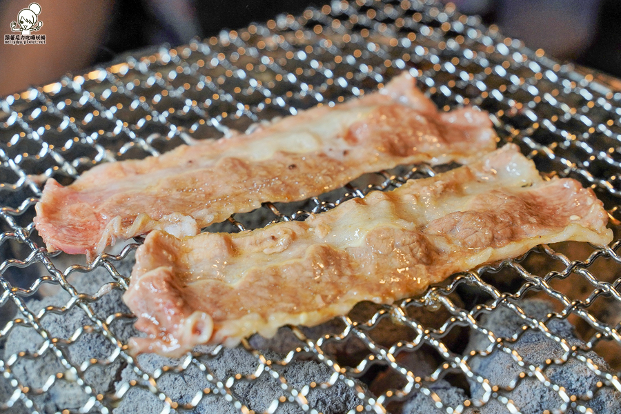 燒烤吃到飽 田季發爺 高雄燒肉 吃到飽 鍋物 美食 聚餐 推薦 必吃