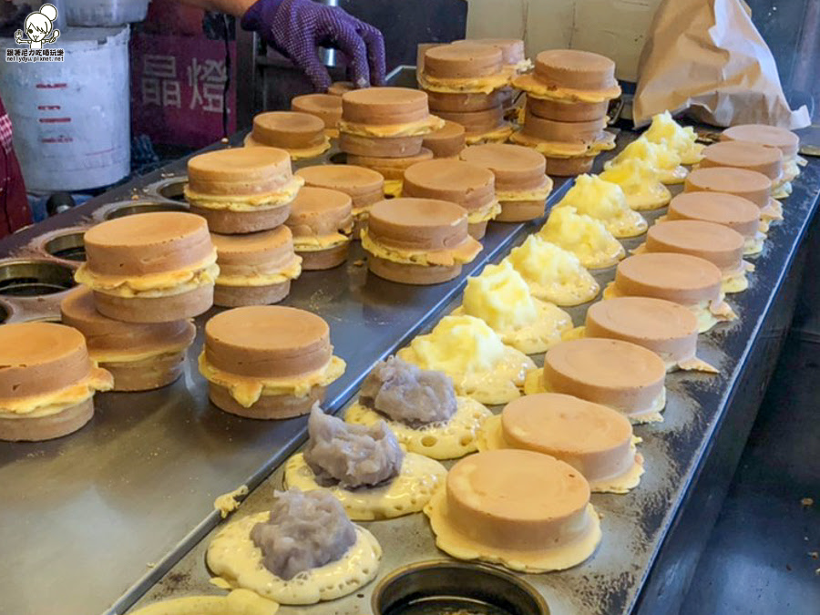 高雄紅豆餅 高雄車輪餅 好吃 美食 甜點 爆餡料 必吃 武廟市場