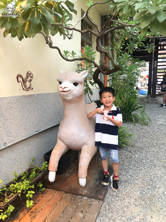 審計新村 黑心地瓜 散步美食 文創 台中 景點 旅遊 網美 好玩 好逛 熱點