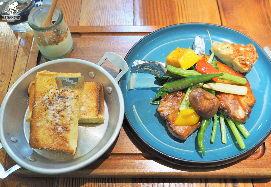 早午餐 高雄 美食 推薦 澎派 新鮮 北高雄聚餐 捷運美食