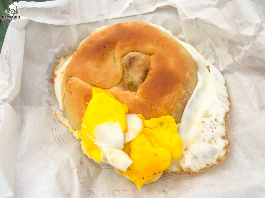 酥餅 蔥仔餅 蔥花餅 酥脆 老饕 最愛 排隊 左營 美食