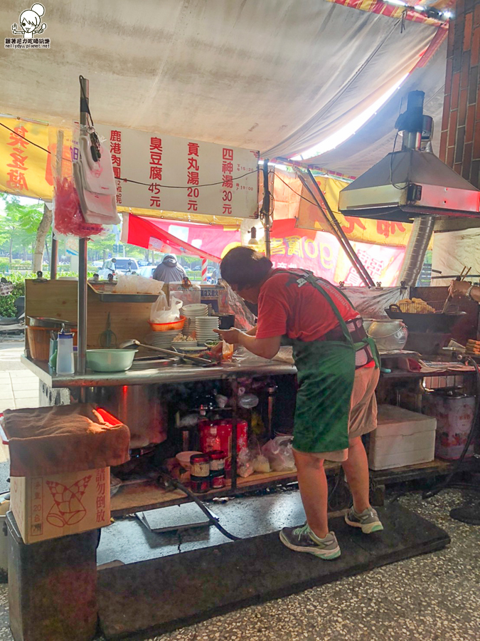 鹽埕美食 下午茶 肉圓 雞排 臭豆腐 好吃 老字號 必吃