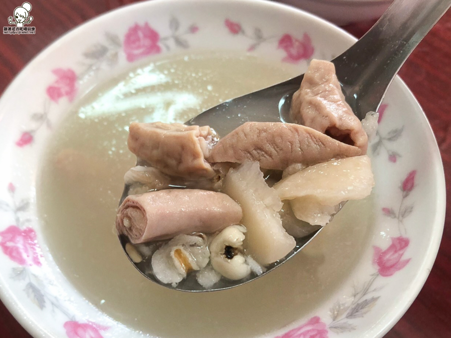 鹽埕美食 下午茶 肉圓 雞排 臭豆腐 好吃 老字號 必吃