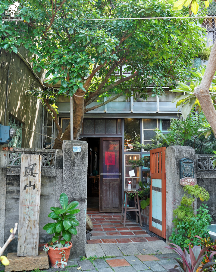 鳳山美食 聚餐 懷舊 復古 文青 舒適 巷弄 懷舊餐廳