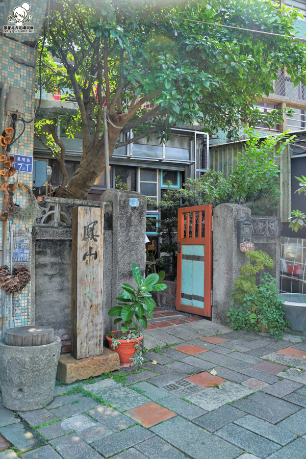 鳳山美食 聚餐 懷舊 復古 文青 舒適 巷弄 懷舊餐廳