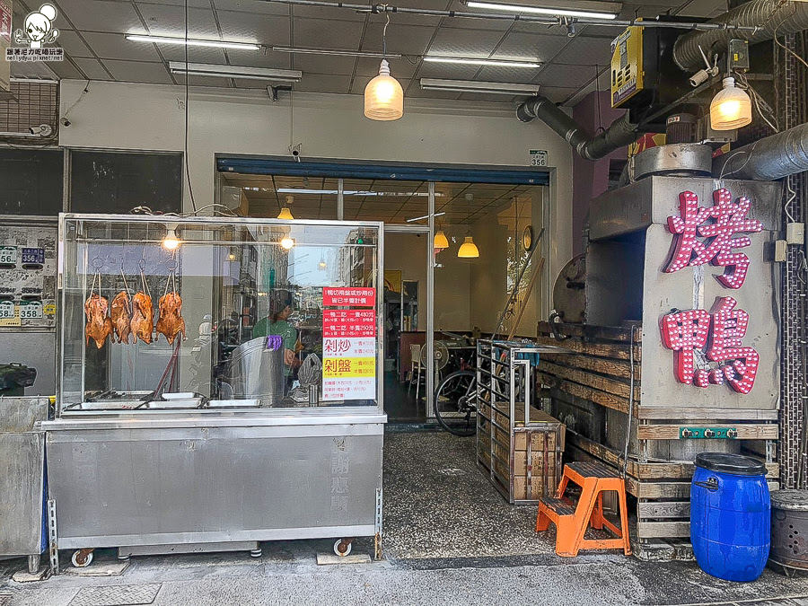 高雄烤鴨推薦 脆皮烤鴨 必吃 鴨架 老字號 好吃 推 人氣