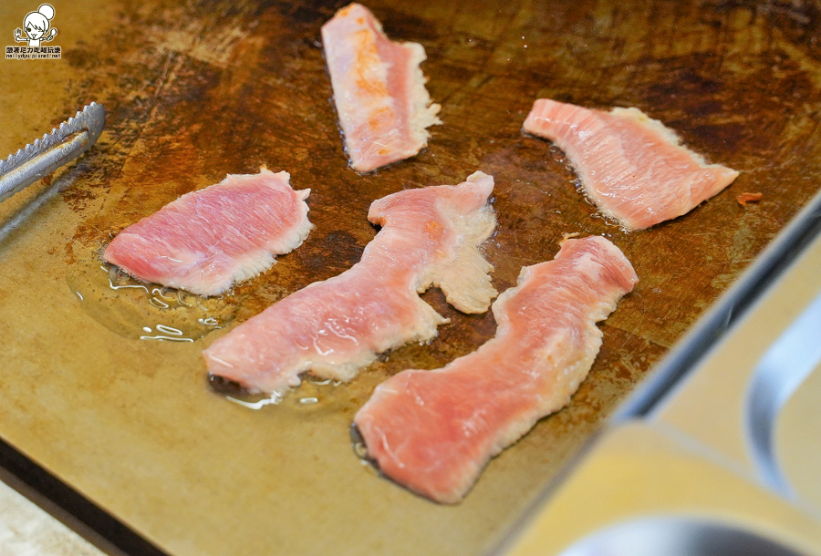 仁武早餐 必吃 混蛋吐司 好吃 排隊 人氣 美食 高雄必吃 吐司