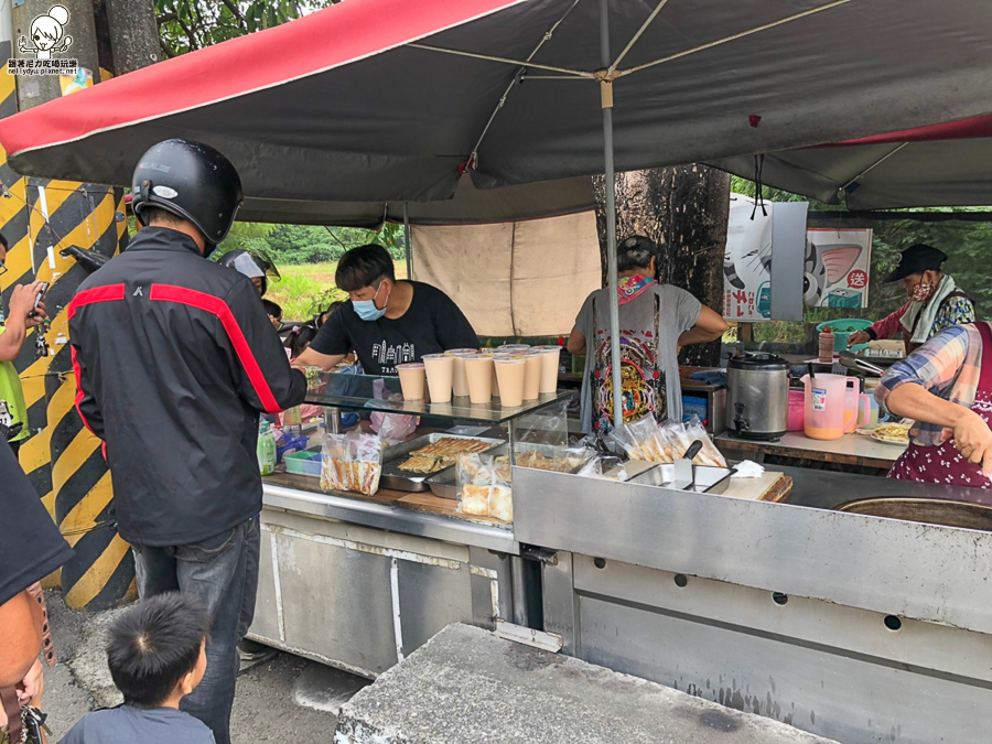 仁美早餐 招牌 蛋餅 鍋貼 素食 美食 仁美國小旁 高雄