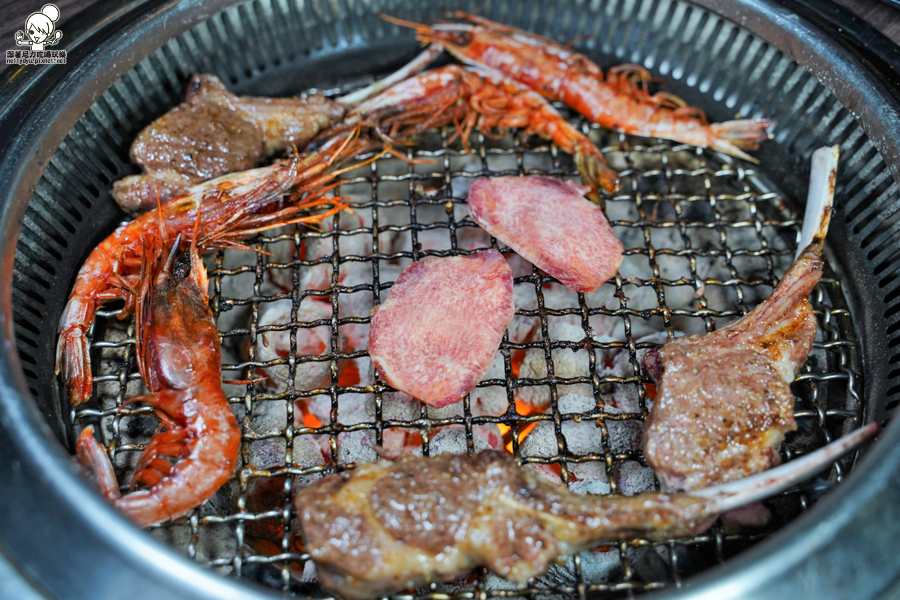 燒肉吃到飽 吃到飽 聚餐 燒烤 烤肉 北高雄 聚會 頂級食材 海鮮 蝦