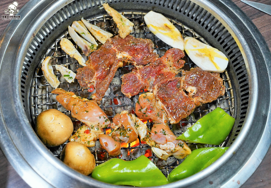 燒肉吃到飽 吃到飽 聚餐 燒烤 烤肉 北高雄 聚會 頂級食材 海鮮 蝦