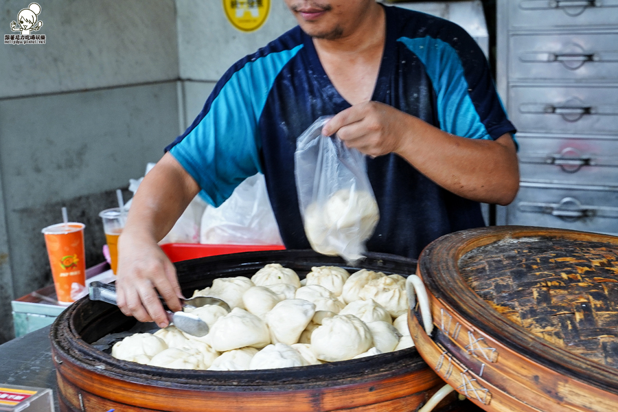 餃賀呷 小餐車 下午茶 台式下午茶 點心 煎餃 鳳山涵洞肉包 鳳山排隊美食