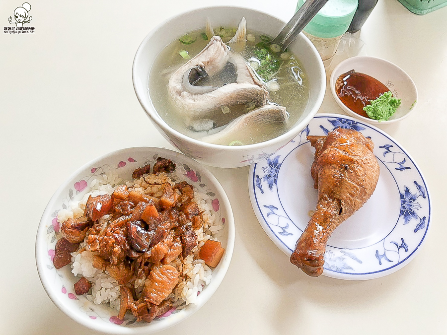 在地美食 阿明肉燥飯 溫暖 好吃 肉燥飯 虱目魚 海鮮 新鮮