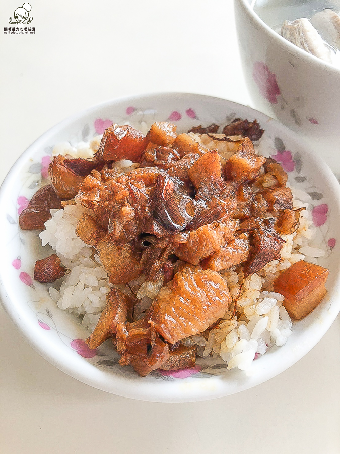 在地美食 阿明肉燥飯 溫暖 好吃 肉燥飯 虱目魚 海鮮 新鮮