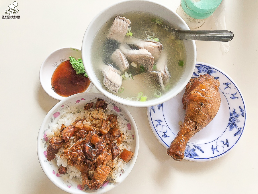 在地美食 阿明肉燥飯 溫暖 好吃 肉燥飯 虱目魚 海鮮 新鮮