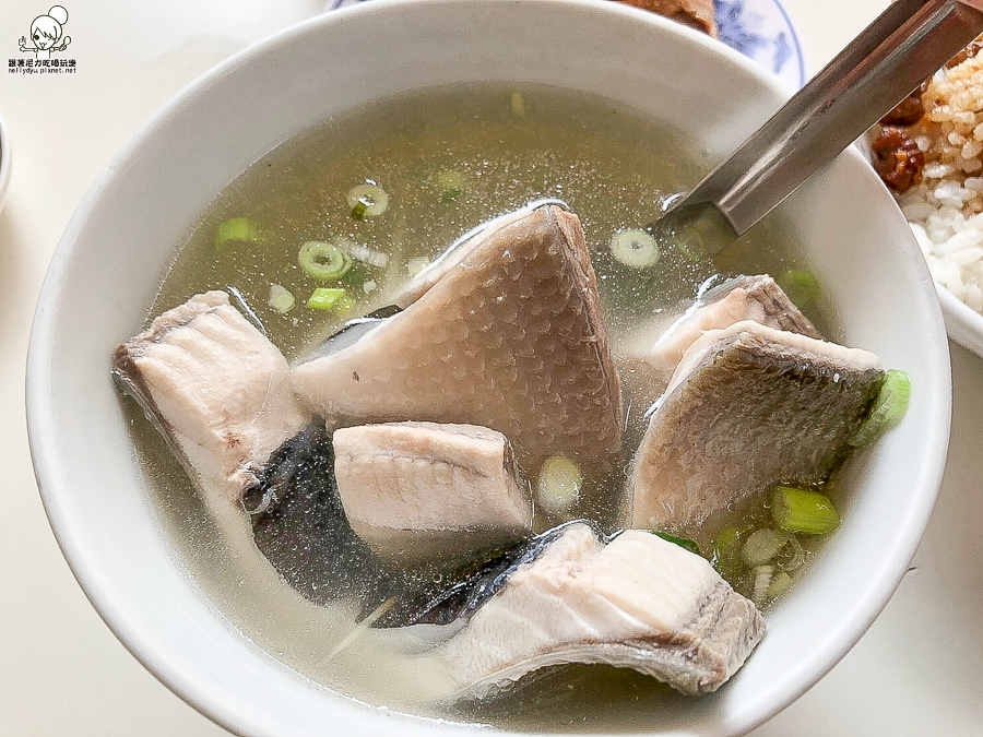 在地美食 阿明肉燥飯 溫暖 好吃 肉燥飯 虱目魚 海鮮 新鮮