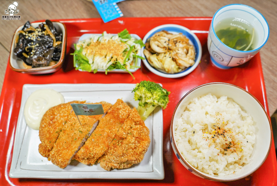 品約 美食 義大利麵 鳳山美食 鳳山火車站旁 聚餐 慶生 高雄 好吃 友善