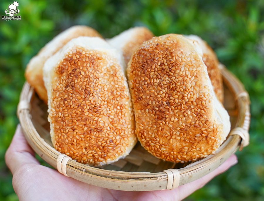 金華酥餅 蓮池潭 牛肉麵 高雄美食 老字號 限量