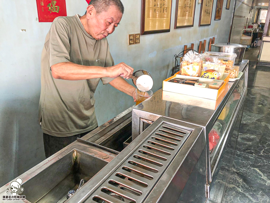 老茶行 前金美食 飲料 茶葉 高雄必喝 飲料 鮮奶茶