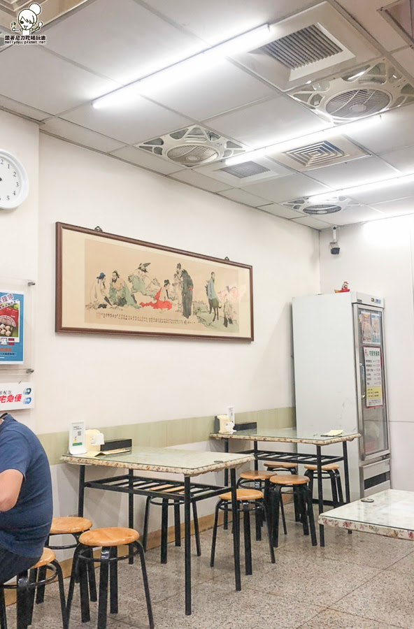 巨揚 餛飩 大餛飩 溫州 高雄美食 麵食 榨菜 麵 必吃 老字號