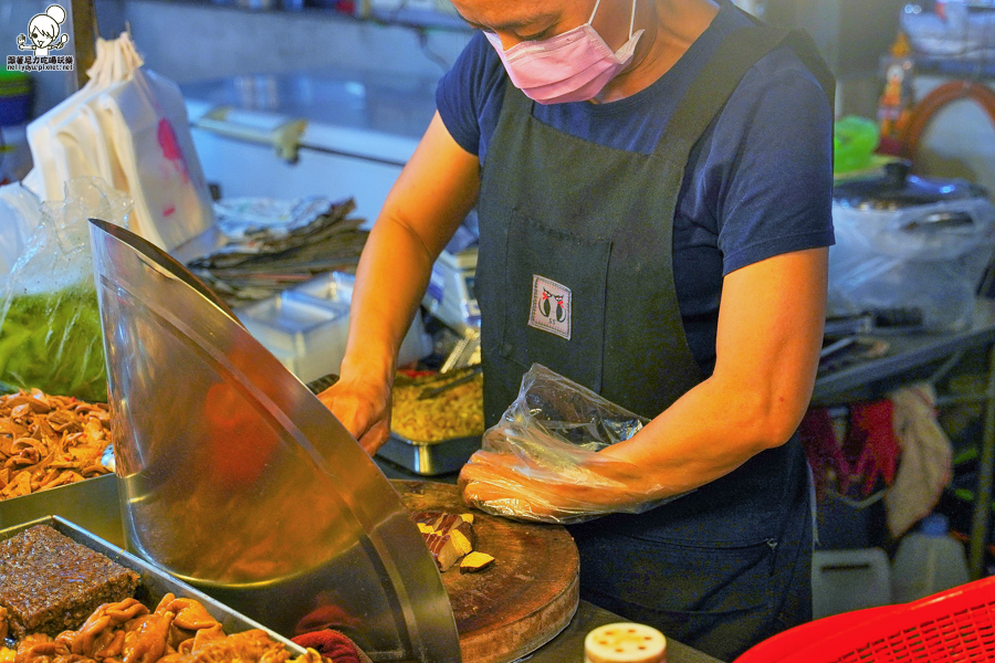 高雄滷味 獨家口味 龍華市場 凱旋夜市 武廟市場 得獎 滷味