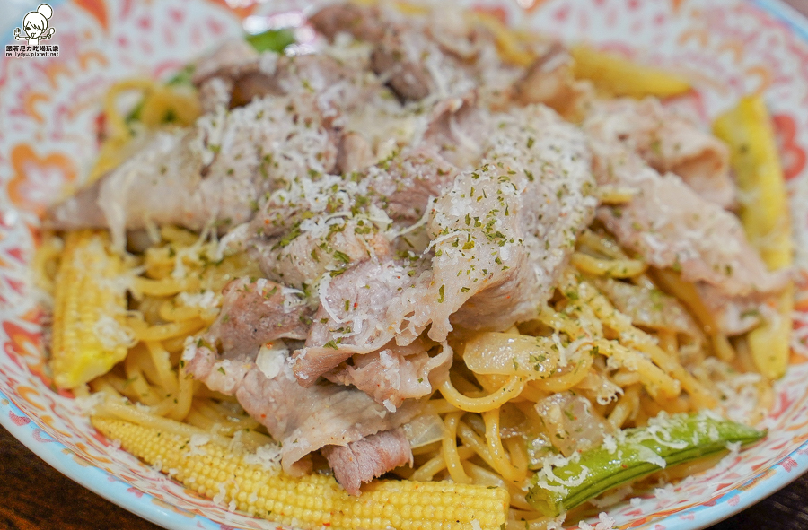 楠梓美食 楠梓 義大利麵 燉飯 聚餐 約會 獨家 獨特 必吃 高雄美食 巷弄美食