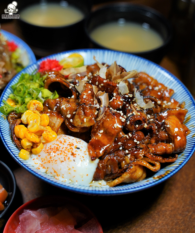 金福商店、金福商店丼飯咖哩 高雄美食 咖哩 丼飯 京都 懷舊 必吃 聚餐