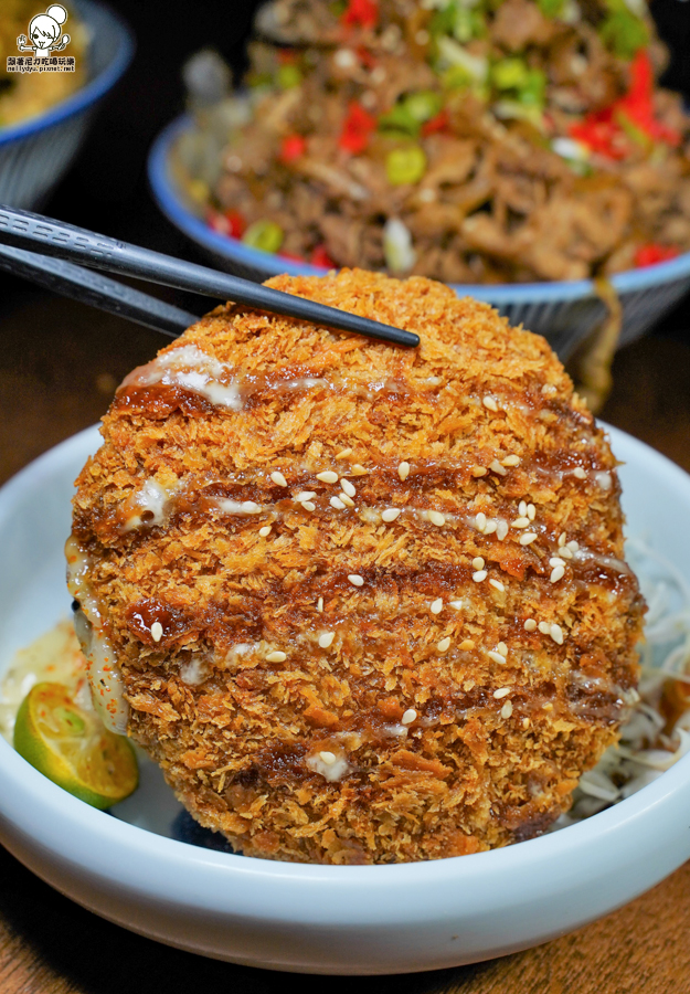 金福商店、金福商店丼飯咖哩 高雄美食 咖哩 丼飯 京都 懷舊 必吃 聚餐