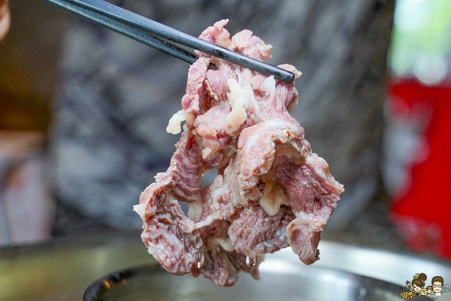 岡鐵牛鍋物工廠 高雄溫體牛 岡山 牛肉 火鍋 鍋物 聚餐 約會 有機 型農 美食