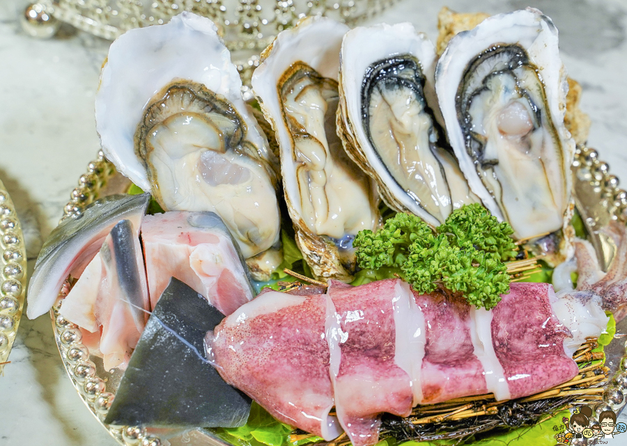 麻辣火鍋 灑椒 高雄必吃 北高雄 巨蛋 鍋物 聚餐 高雄美食 聚餐 慶生 肉瀑布