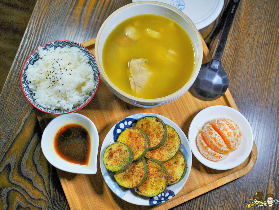 高雄新興區美食 聚餐 約會 燉湯 雞湯 必吃 高雄美食 推薦 新堀江美食