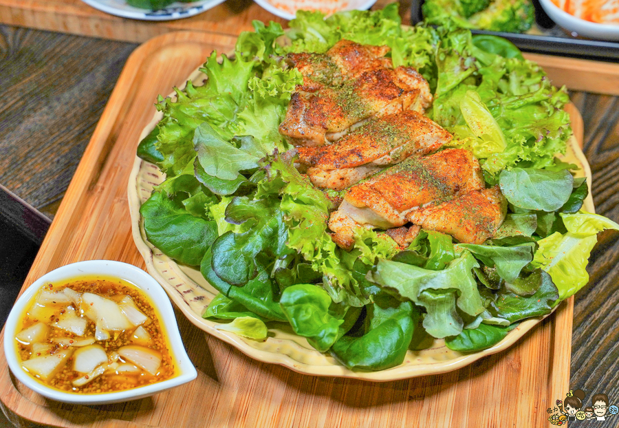 高雄新興區美食 聚餐 約會 燉湯 雞湯 必吃 高雄美食 推薦 新堀江美食