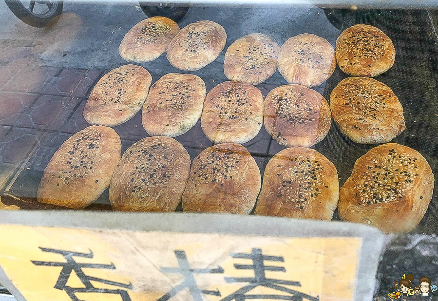 岡山美食 小吃 酥餅 燒餅 必吃 老字號 高雄美食 排隊 銅板 下午茶