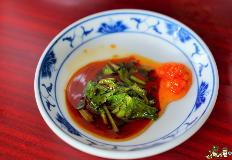 鹽埕小吃 鹽埕美食 必吃 排隊 老字號 特色 獨家 滷味 大禮市場 高雄美食