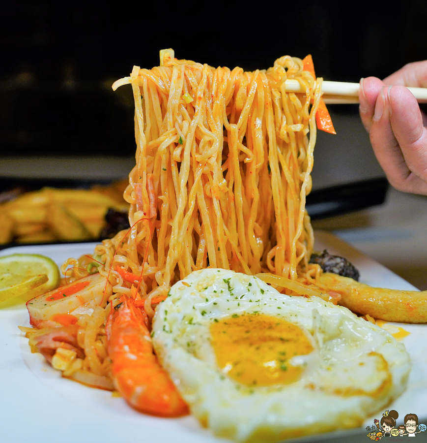 楠梓宵夜 宵夜美食 高雄必吃 巷口宵夜 港點 蒸籠 美食 超夯 親子 聚餐 包場