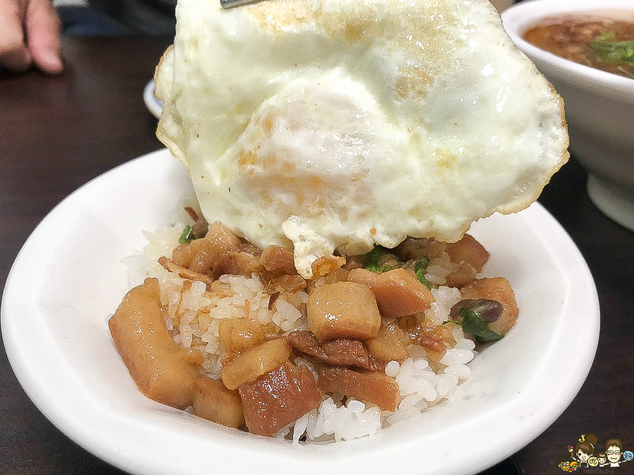 橋頭美食 老字號 小吃 肉燥飯 必吃 肉包 橋頭 排隊 超人氣 捷運美食