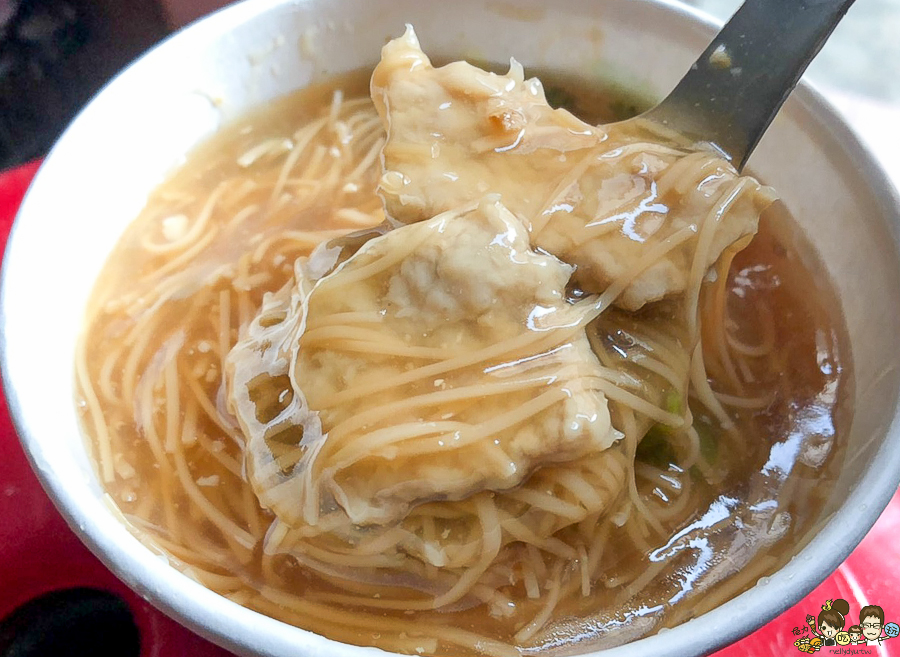 鹽埕美食 小吃 下午茶 麵線糊 老字號 必吃 排隊 大禮市場美食