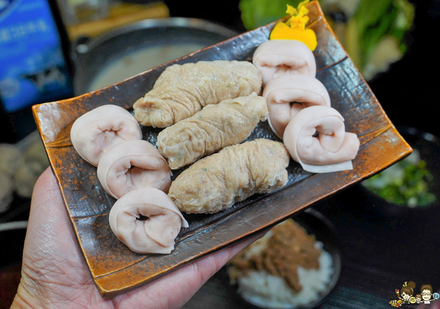 北高雄火鍋 鍋物 火風鼎上九石頭火鍋 麻辣鍋、牛奶鍋 