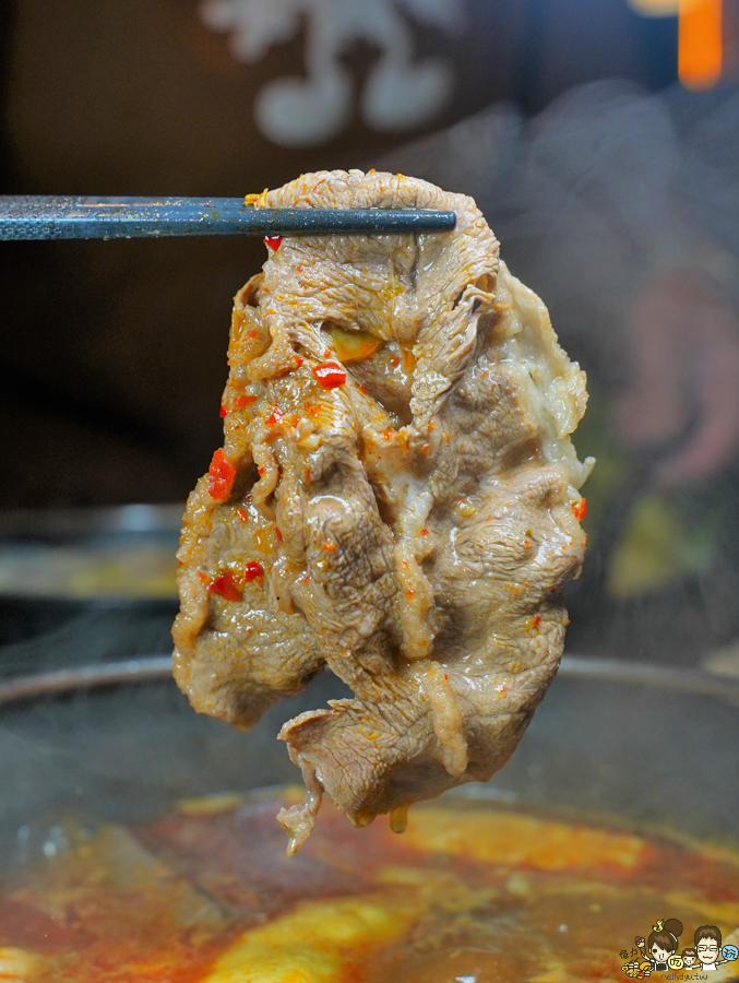 北高雄火鍋 鍋物 火風鼎上九石頭火鍋 麻辣鍋、牛奶鍋 