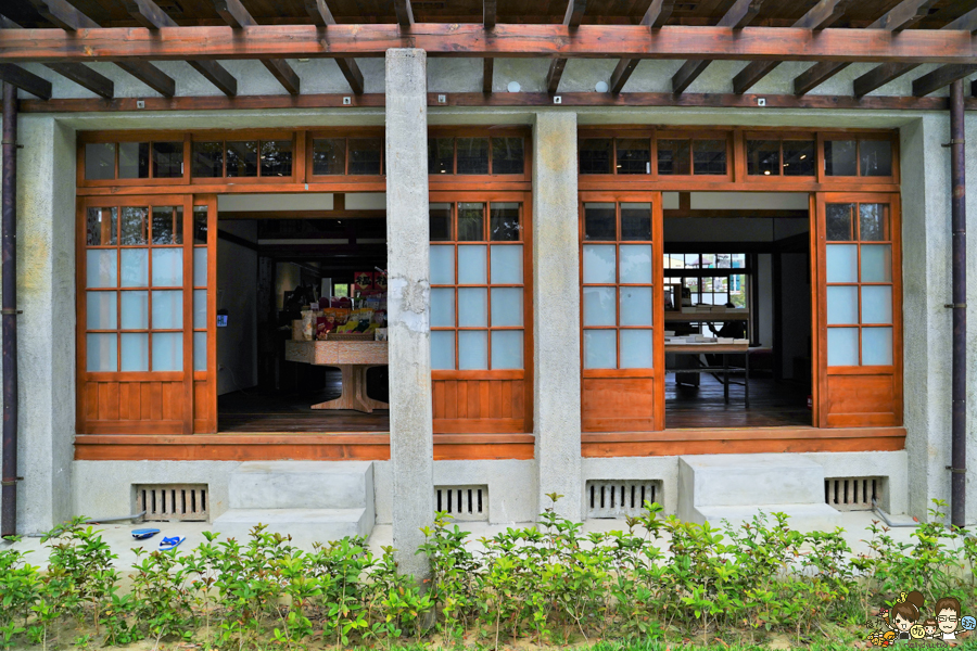 勝利星村 眷村 懷舊 古早味 鐵窗 屏東景點 屏東旅遊 屏東市熱點 打卡 網美