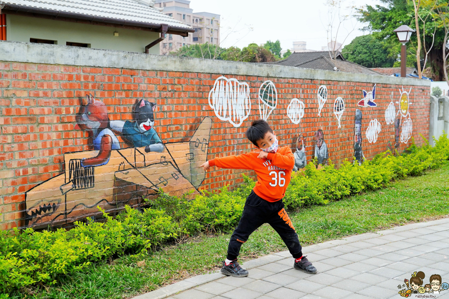 勝利星村 眷村 懷舊 古早味 鐵窗 屏東景點 屏東旅遊 屏東市熱點 打卡 網美