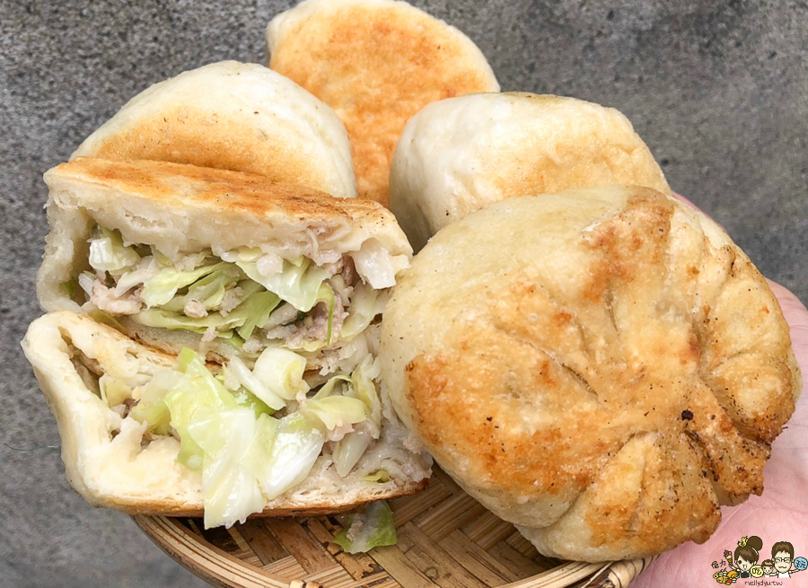  開封路水煎包 中正市場 美食 銅板小吃 銅板美食 下午茶 高雄美食 水煎包