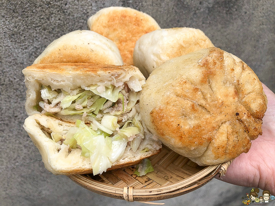  開封路水煎包 中正市場 美食 銅板小吃 銅板美食 下午茶 高雄美食 水煎包