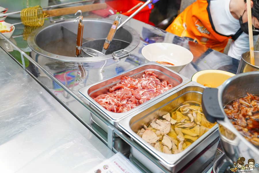 高雄 船麵 泰國船麵 泰國小吃 正宗 道地 傳統 泰國美食