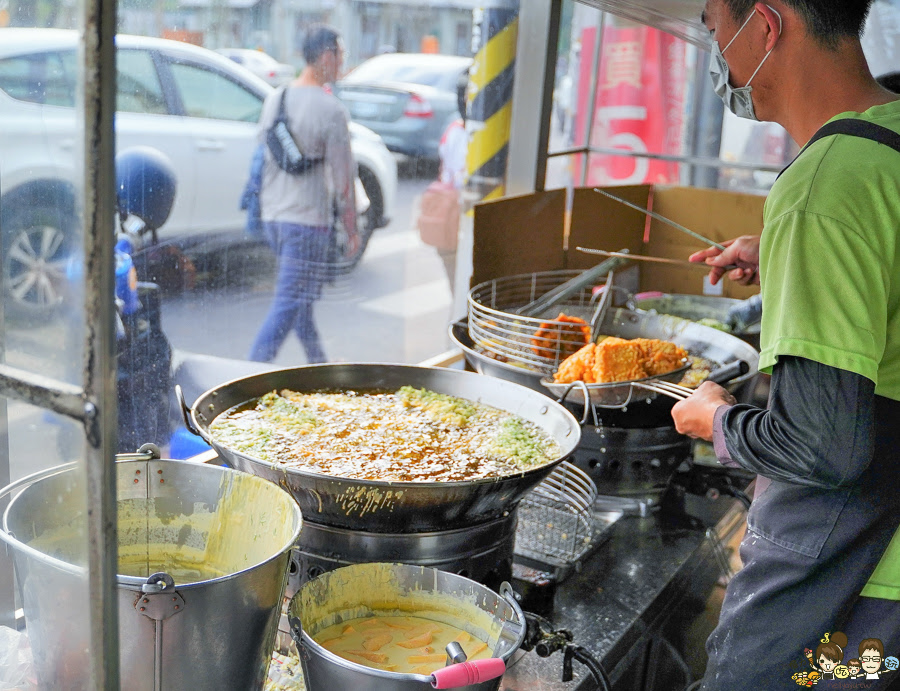 屏東小吃 美食 炸蚵嗲 勝利星村 小吃 好吃 排隊美食